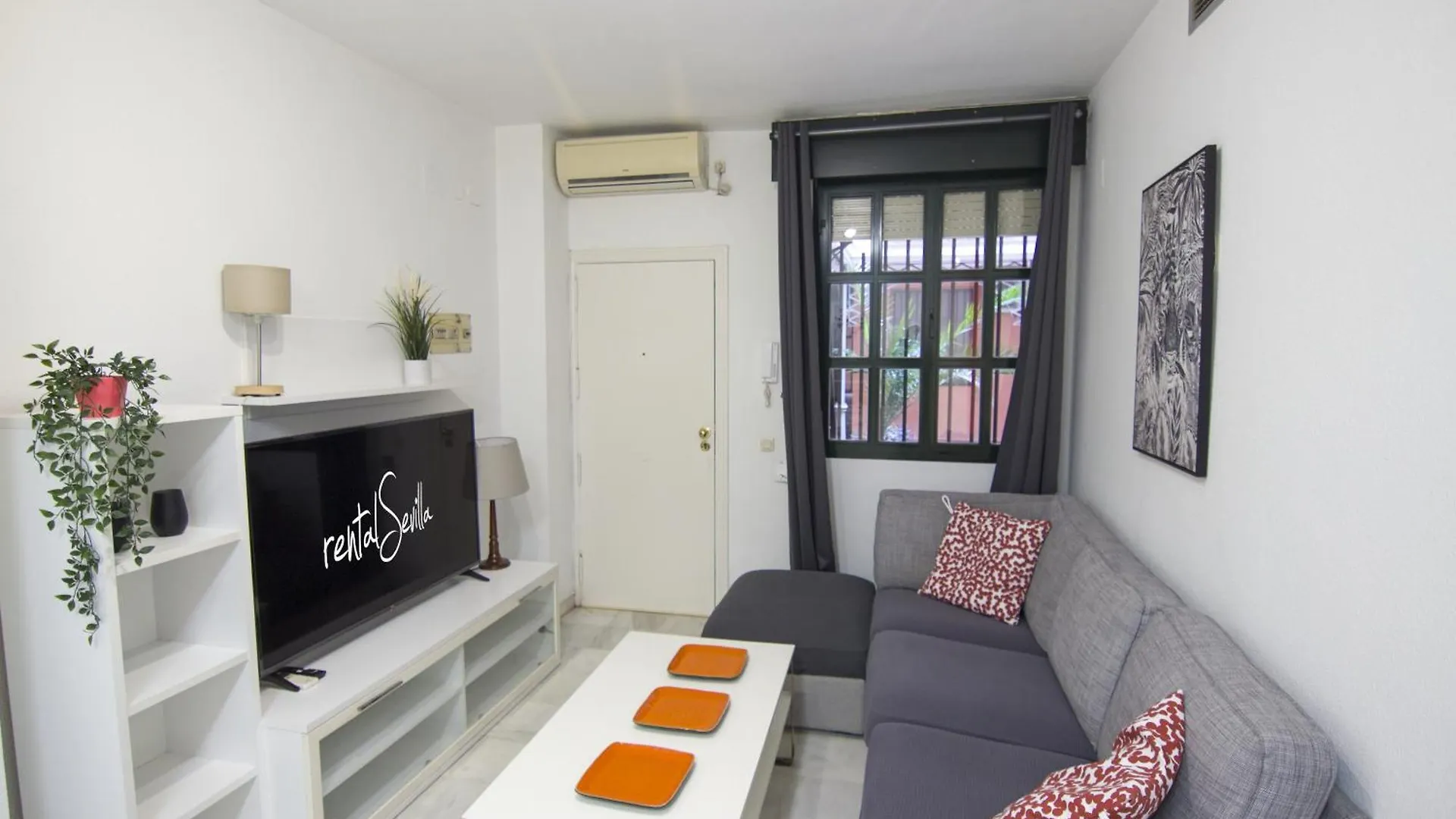 Rentalsevilla Arjona II 0*, Sevilla İspanya